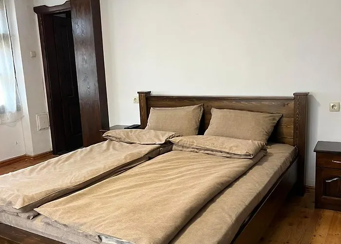 чемерникъ Casa de hóspedes Gabrovnitsa (Sofia)